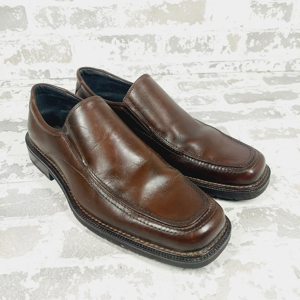 Johnston and Murphy Norvell Venetian Mahogany Leather Square Toe Loafers A581